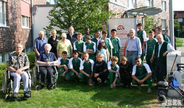 files/angebote/fussballjugend/K+S-Seniorenresidenz_1C -Junioren.jpg files/angebote/fussballjugend/K+S-Seniorenresidenz_1C -Junioren.jpg